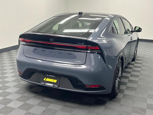 2024 Toyota Prius XLE