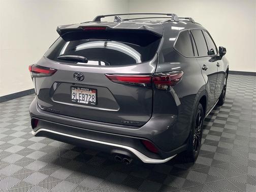 2024 Toyota Highlander XSE
