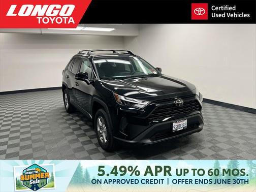 2025 Toyota RAV4 XLE