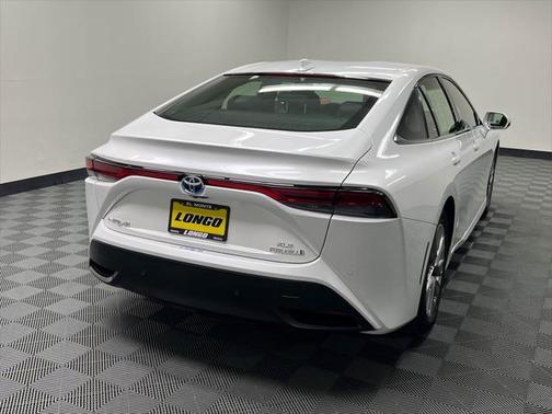 2022 Toyota Mirai Base