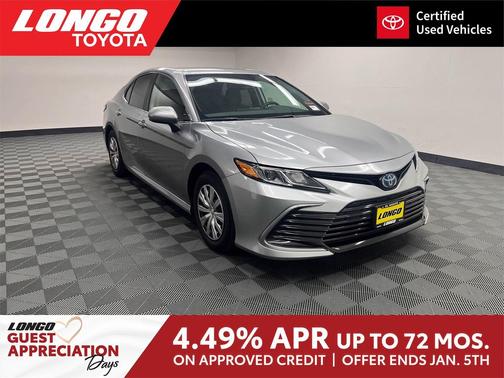 2024 Toyota Camry Hybrid LE