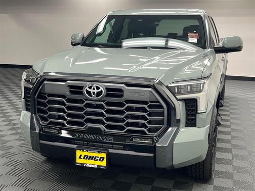 2025 Toyota Tundra Hybrid Platinum