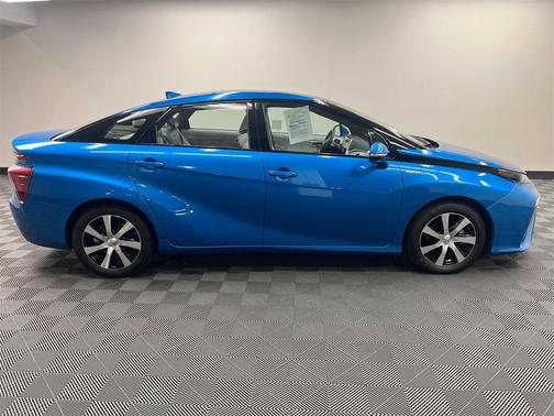 2019 Toyota Mirai Base