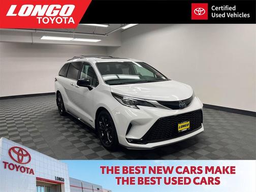 2021 Toyota Sienna XSE 7 Passenger