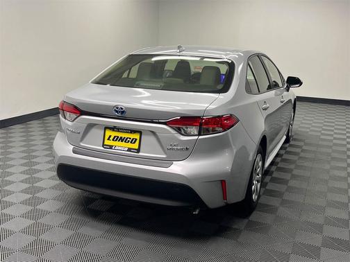 2024 Toyota Corolla Hybrid LE
