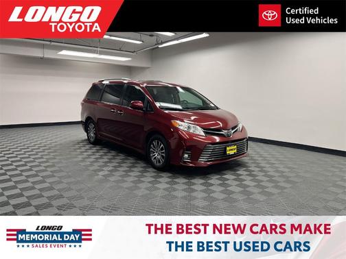2020 Toyota Sienna XLE Premium