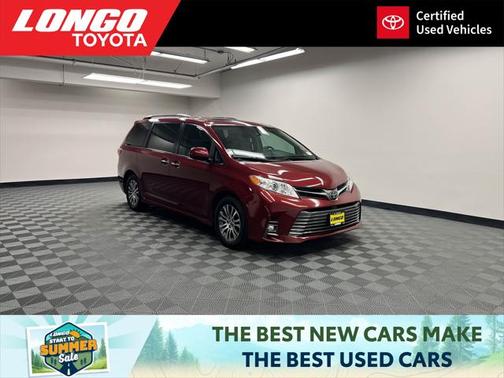 2020 Toyota Sienna XLE Premium