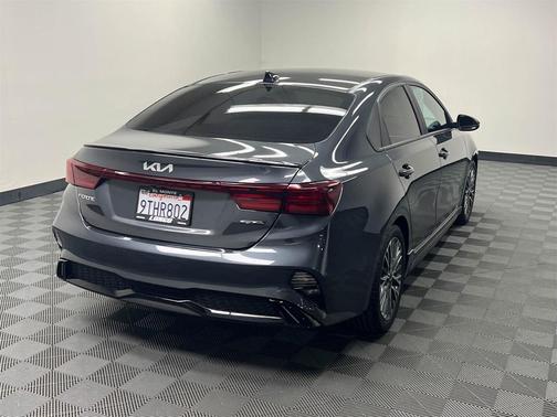 2023 Kia Forte GT-Line