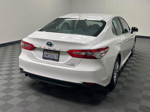 2020 Toyota Camry LE
