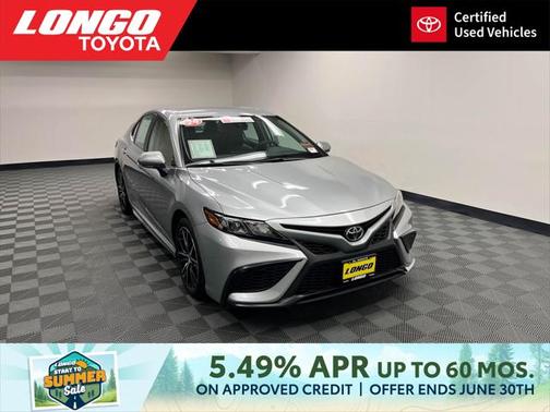 2024 Toyota Camry SE