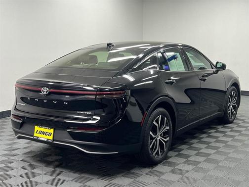 2024 Toyota Crown Limited