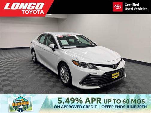 2024 Toyota Camry LE