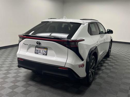 2023 Toyota bZ4X XLE