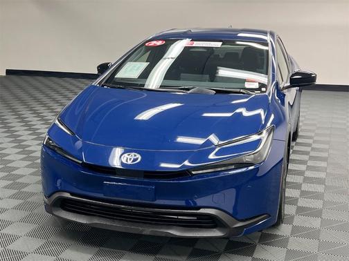 2024 Toyota Prius LE