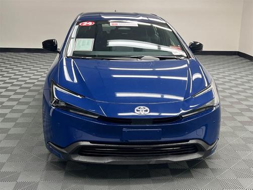 2024 Toyota Prius LE