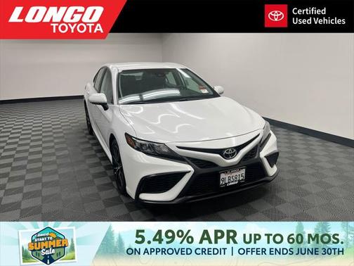 2024 Toyota Camry SE