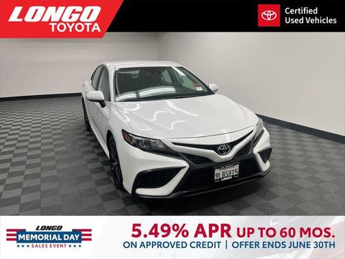 2024 Toyota Camry SE