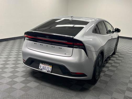 2023 Toyota Prius LE