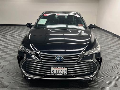 2020 Toyota Avalon Hybrid XLE Plus