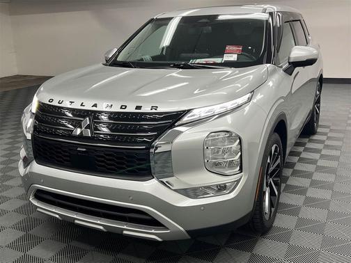 2023 Mitsubishi Outlander SE 2.5 2WD