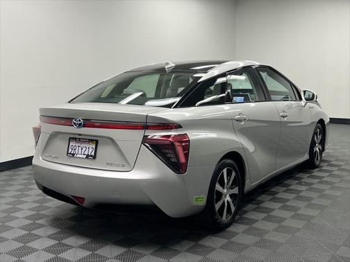 2019 Toyota Mirai Base