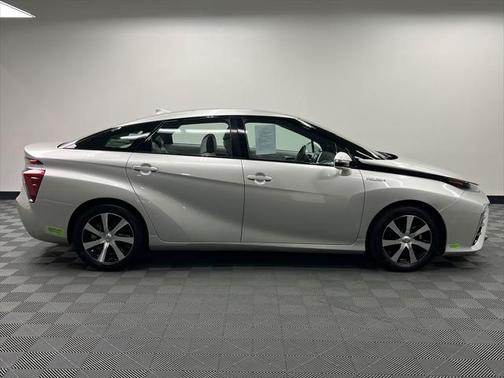 2019 Toyota Mirai Base