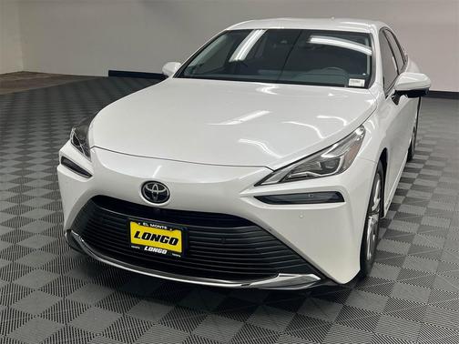 2023 Toyota Mirai Base