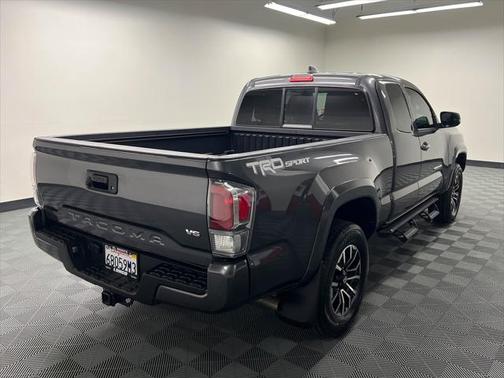 2022 Toyota Tacoma TRD Sport