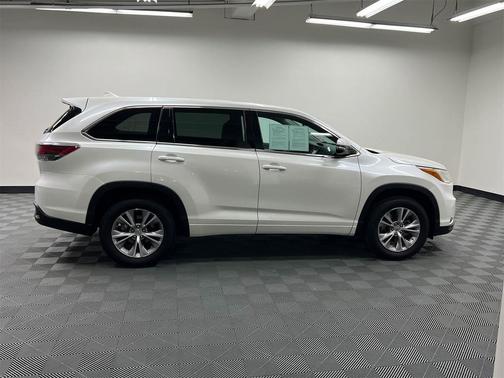 2015 Toyota Highlander LE Plus