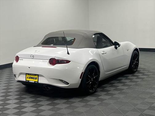 2020 Mazda MX-5 Miata Grand Touring