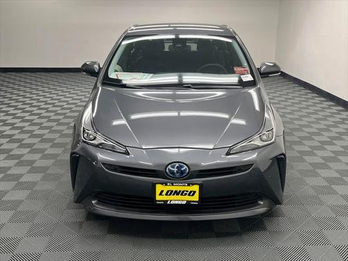 2022 Toyota Prius LE