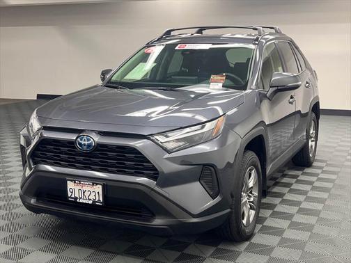 2024 Toyota RAV4 Hybrid LE