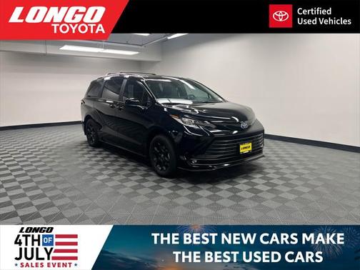 2025 Toyota Sienna Woodland Edition