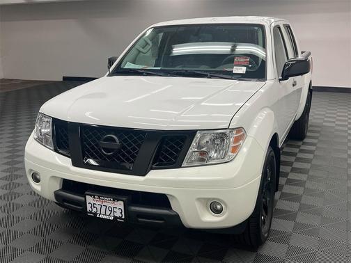 2020 Nissan Frontier SV