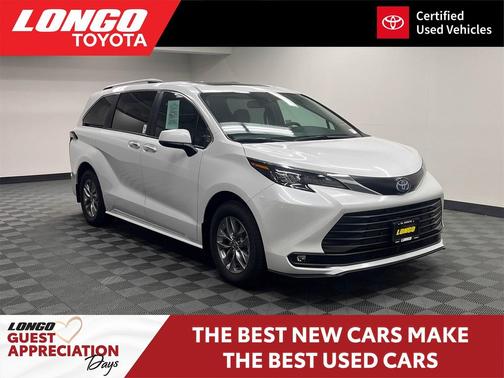 2025 Toyota Sienna XLE