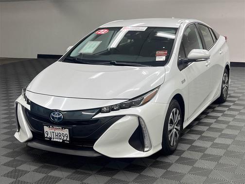 2022 Toyota Prius Prime LE