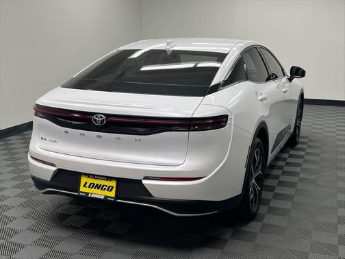 2024 Toyota Crown XLE