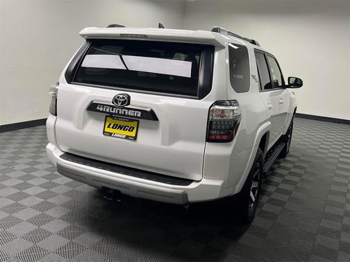 2024 Toyota 4Runner TRD Off Road