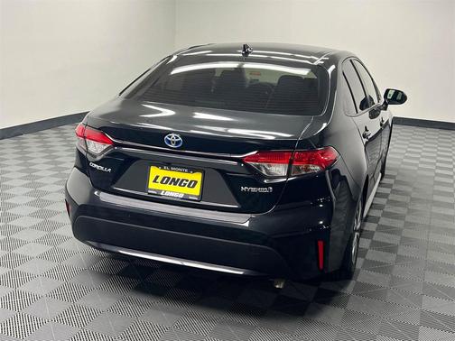 2022 Toyota Corolla Hybrid LE