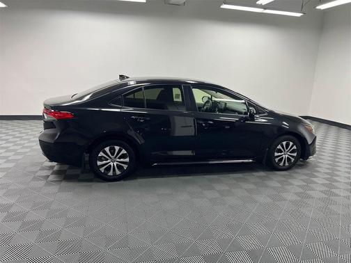 2022 Toyota Corolla Hybrid LE