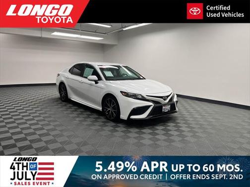 2022 Toyota Camry SE