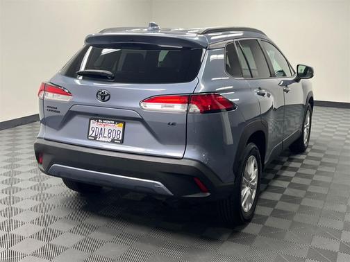 2022 Toyota Corolla Cross LE