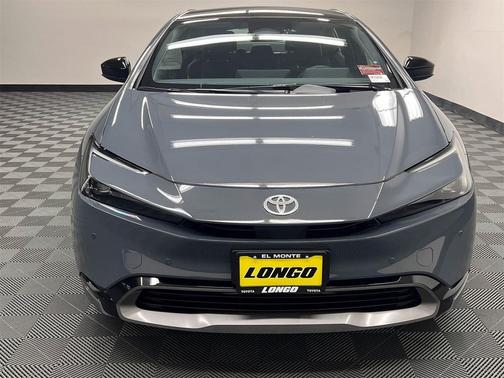 2024 Toyota Prius XLE