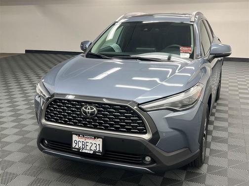 2022 Toyota Corolla Cross XLE