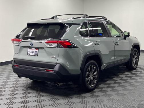 2023 Toyota RAV4 Hybrid XLE Premium