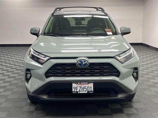 2023 Toyota RAV4 Hybrid XLE Premium