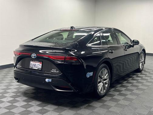 2021 Toyota Mirai Base