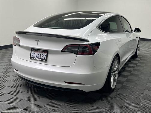 2019 Tesla Model 3 Standard Range Plus