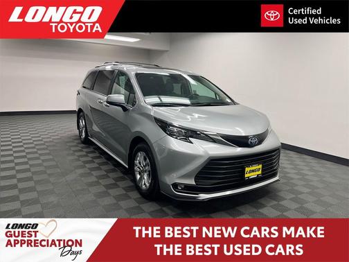 2025 Toyota Sienna XLE
