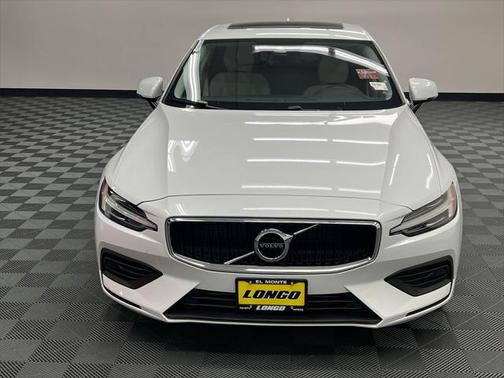 2020 Volvo S60 T5 Momentum
